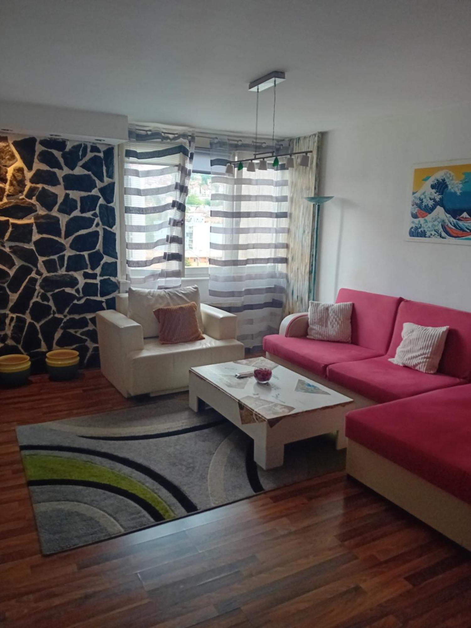 Apartman Black & White 2 Free Parking Sarajevo